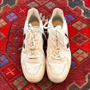 Men’s Veja V-10 Sneaker